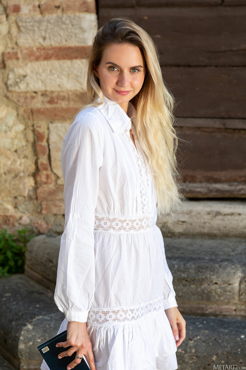 Лиза, 35